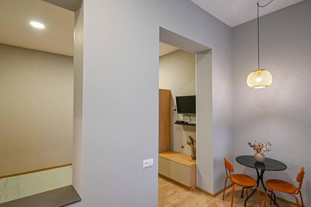 Studio With Balcony In Old City Tbilissi Extérieur photo